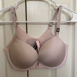 BRAND NEW VICTORIAS SECRET BRA!!!